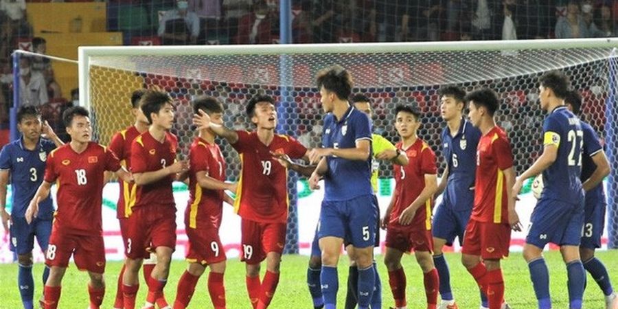 Piala AFF U-23 2022 - Tak Diselamatkan Vietnam, Fans Kamboja Bereaksi Aneh