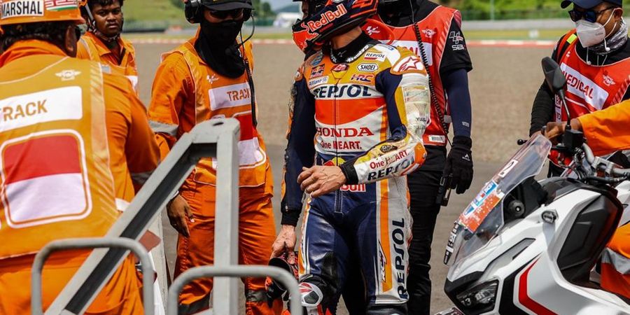 MotoGP Indonesia 2022 - Terpental Telak ke Aspal Mandalika, Marc Marquez Baik-baik Saja