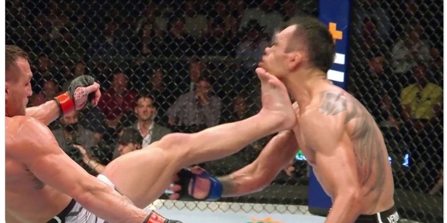 Hasil UFC 274 - Pingsan Ditendang Michael Chandler, Musuh Terkutuk Khabib Kena Kiamat