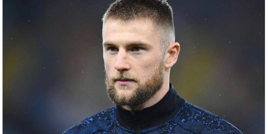 Tepis Kabar Hengkang, Milan Skriniar Tegaskan Bertahan di Inter Milan