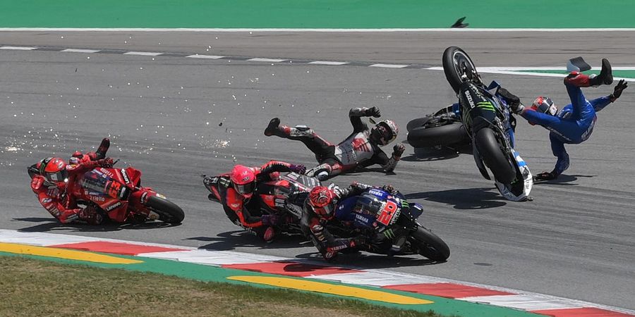 Gerak Lambat Kecelakaan Karambol MotoGP Catalunya 2022, Saat Kepala Beradu dengan Ban Ducati