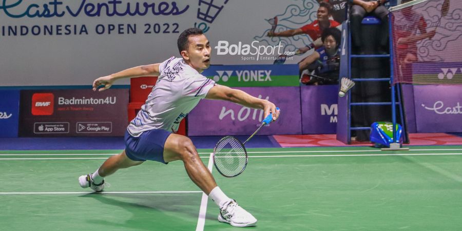 Hasil Singapore Open 2022 - Loh Kean Yew Bikin Tommy Tak Berkutik