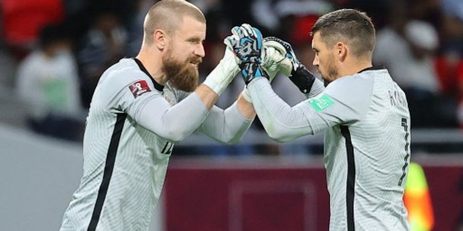 Aksi Kiper Joget Loloskan Australia ke Piala Dunia 2022 Lewat Adu Penalti atas Peru