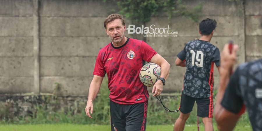 Thomas Doll Hati-hati Bicara soal Kans Persija Jakarta Juara Liga 1