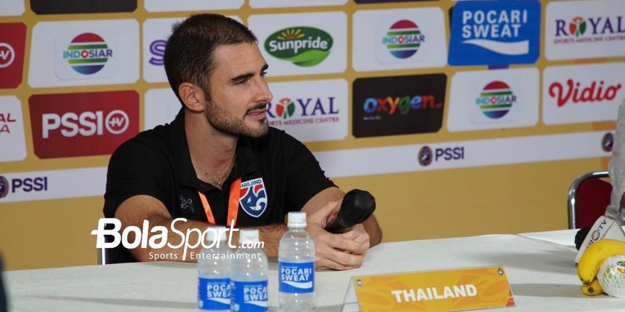 Piala AFF U-19 2022 - Bantah Main Sabun, Pelatih Thailand Ungkap Alasan Timnya Langsung Kebobolan Usai Cetak Gol Lawan Vietnam