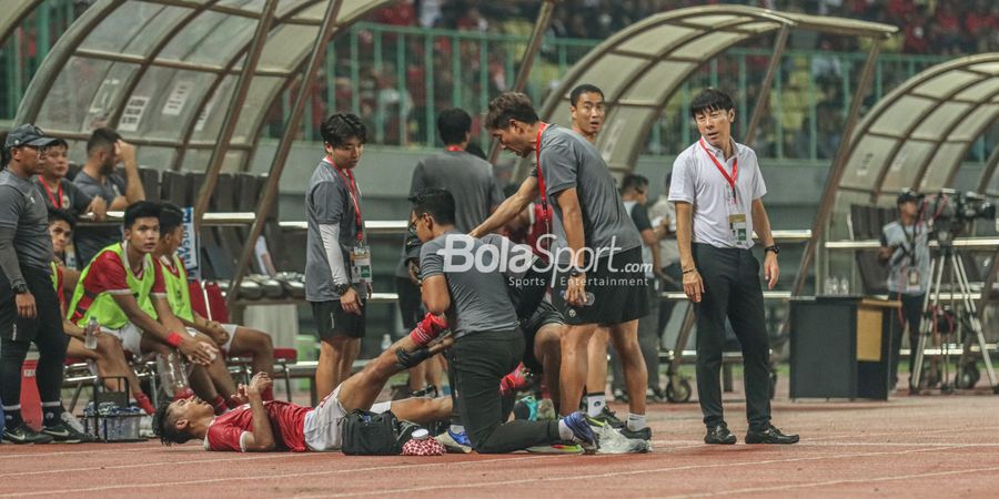 Piala AFF U-19 2022 - Alasan Shin Tae-yong Paksa Alfriyanto Nico Tetap Main Meski Cedera   