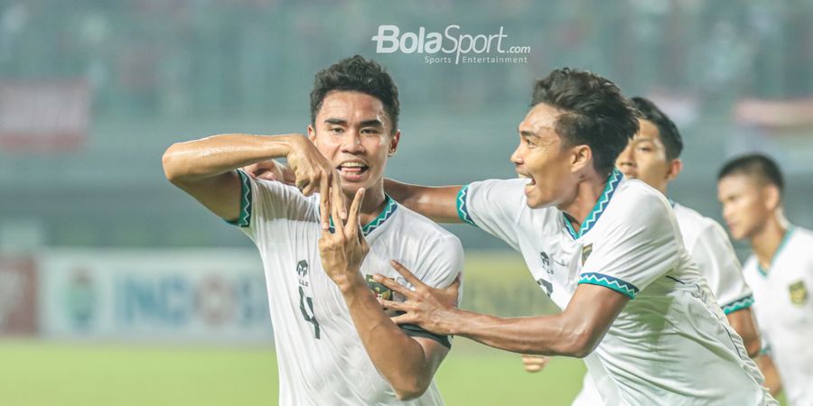 Piala AFF U-19 2022 - Kapten Muhammad Ferarri Cetak 2 Gol dengan Skema Kembar, Timnas U-19 Indonesia Comeback 4-1 atas Myanmar di Babak I