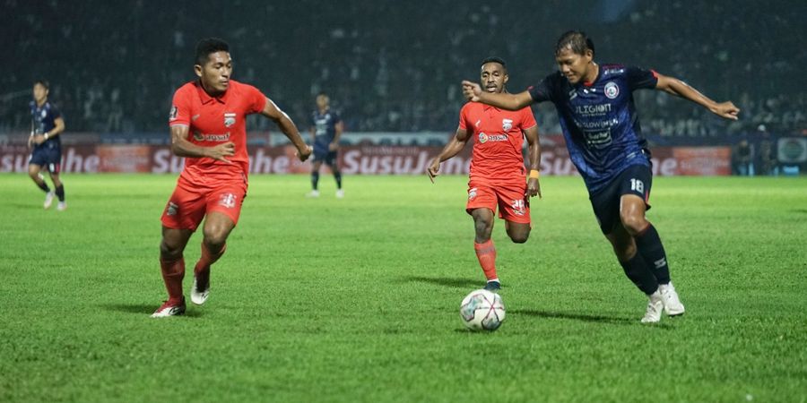 Final Piala Presiden 2022 - Parkir Pesawat Arema FC Masih Kokoh, Borneo FC Ditahan Imbang Tanpa Gol di Babak I