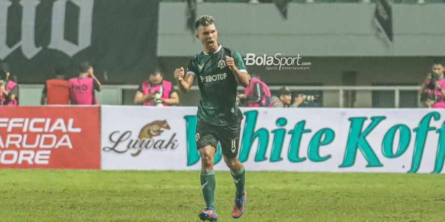 Hasil Liga 1 2022-2023 - Silvio Junior 3 Kali Cuma Nyaris Cetak Gol, Persebaya Tumbang dari Persikabo Akibat Penalti