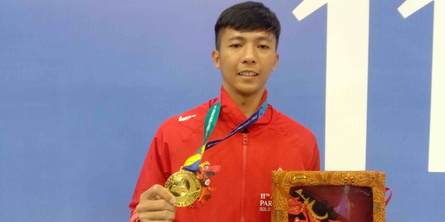 Asian Para Games 2022 - Dheva Anrimusthi Tambah Koleksi  Emas Indonesia, Cedera Buat Tunggal Para Bulu Tangkis Putri Mundur pada Final