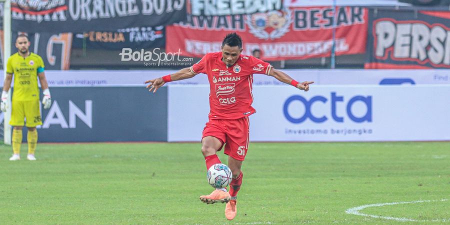 Pernah Tampil di Piala Asia, Bek Gaek Persija Kirim Pesan ke Rizky Ridho yang Lagi Bela Timnas Indonesia