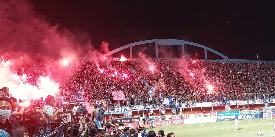 Persib Vs Persija - Syarat Penonton Bisa Masuk ke Stadion GBLA