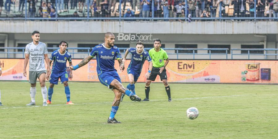 Hasil Liga 1 - Taklukkan Madura United, Gol David da Silva Bawa Persib Gusur Persija di Klasemen