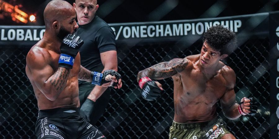 Hasil ONE Fight Night 1 - Demetrious Johnson Sukses Balas Dendam, Maestro BJJ Hadirkan Neraka Semenit untuk Lawan