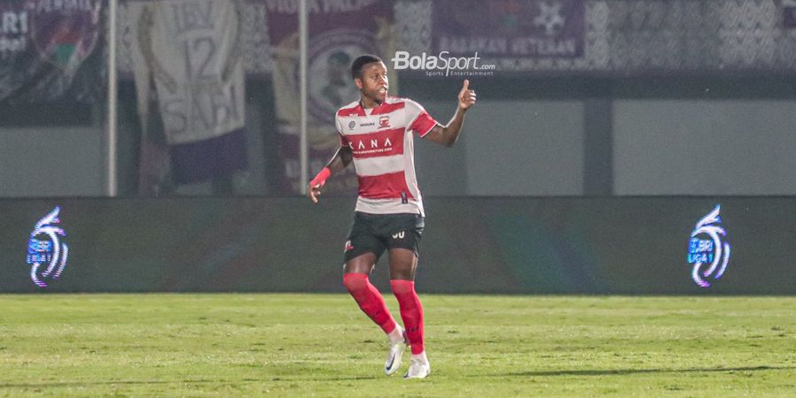 Hasil Liga 1 - Gol Penalti Hugo Gomes Bawa Madura United Menang Tipis atas Borneo FC
