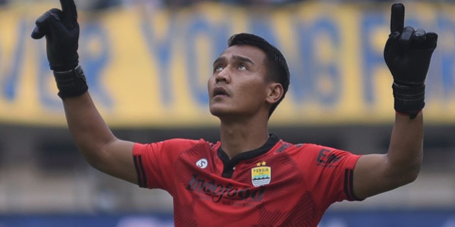 Mantan Kiper Persija Menangis Haru Bawa Persib Kalahkan RANS Nusantara FC