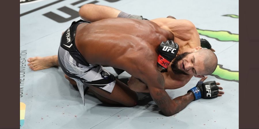 Hasil UFC 279 - Tanpa Babibu, Khamzat Chimaev Cekik Si Mulut Besar pada Ronde Kesatu