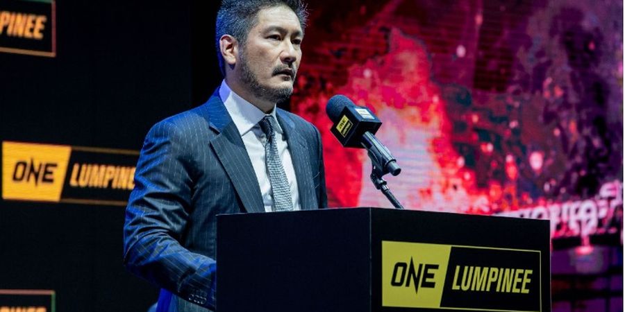 Bos ONE Championship Dianugerahi Gelar Salah Satu Guru Muay Thai Paling Berpengaruh