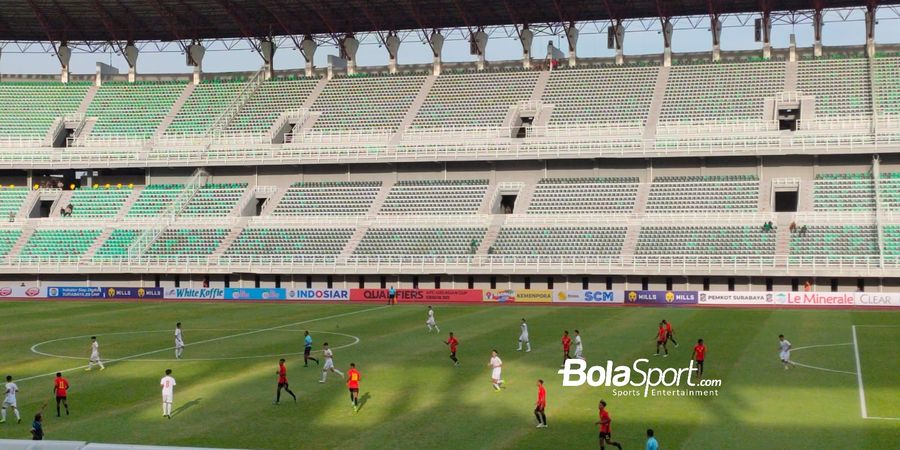 Bonek Minta ke Erick Thohir Kembalikan Persebaya ke Stadion GBT