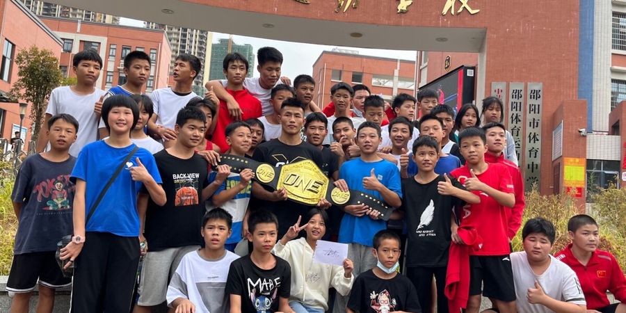 Jadi Juara Baru Kelas Bulu ONE Championship, Tang Kai Disambut Meriah di China
