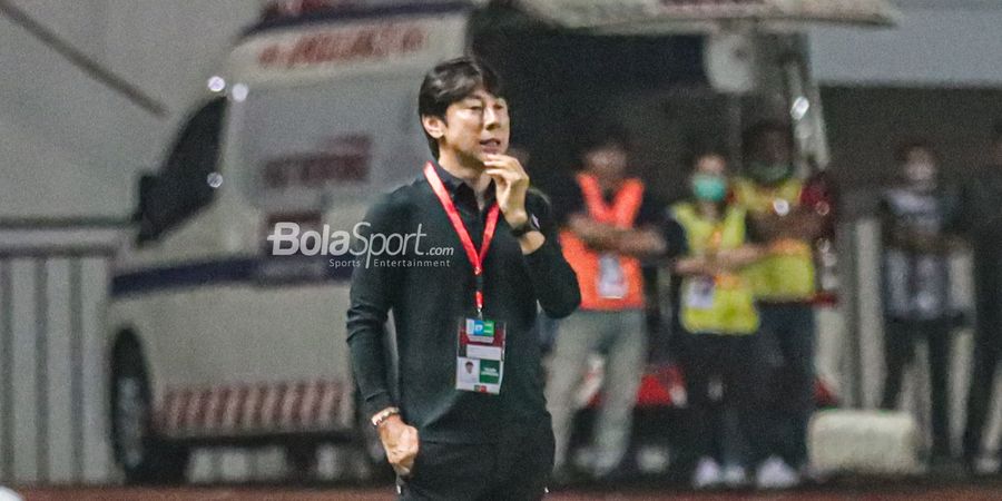 Piala AFF 2022 - Untuk Masalah Ini Shin Tae-yong Tertinggal dari Alexandre Polking