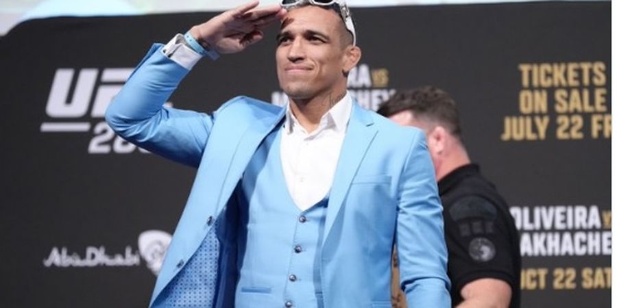 Menanti Kembalinya Khabib, Charles Oliveira Selalu dalam Mode Siap Tempur