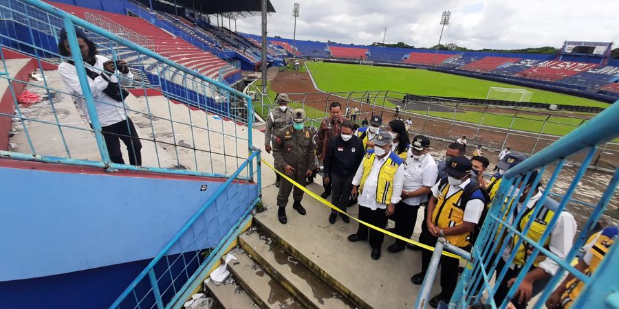Tinjau Langsung Stadion Kanjuruhan, Menteri PUPR Janji Renovasi Total dan Bangun Monumen Peringatan