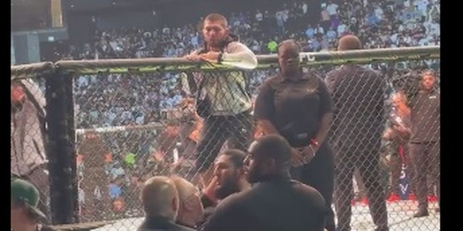 VIDEO - Saat Khabib Pantau Khamzat Chimaev Rusuh dengan Abubakar Nurmagomedov