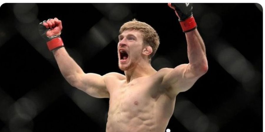 UFC Vegas 63 - Lawan Tak Kenal Kata Menyerah, Arnold Allen Siap Bentrok Lima Ronde Penuh