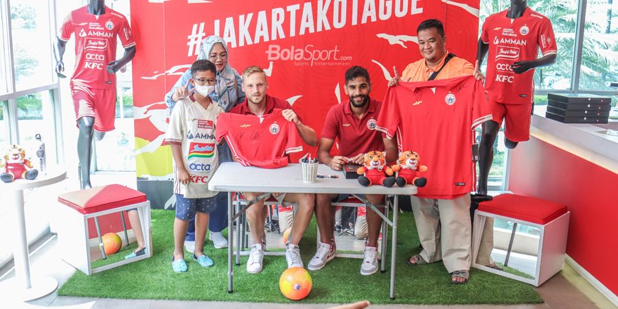 Kesan The Jakmania Jumpa Hanno Behrens dan Abdulla Yusuf di Persija Official Store