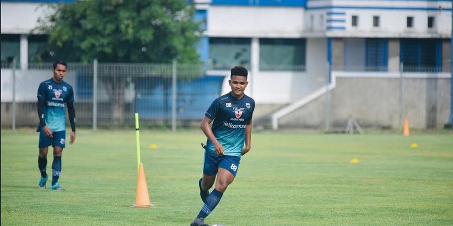 Jelang Latihan Bersama, Satu Pemain Persib Bandung Jalani Operasi