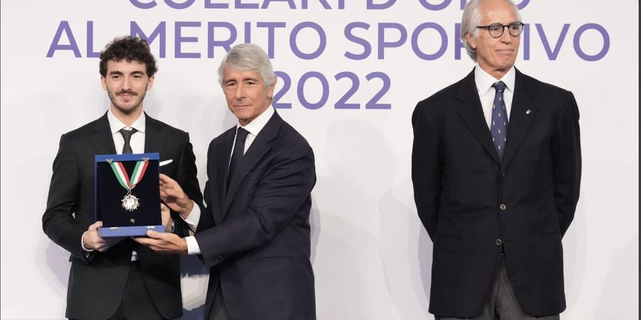 Menjuarai MotoGP 2022, Francesco Bagnaia Mendapatkan Penghargaan Collare d’Oro