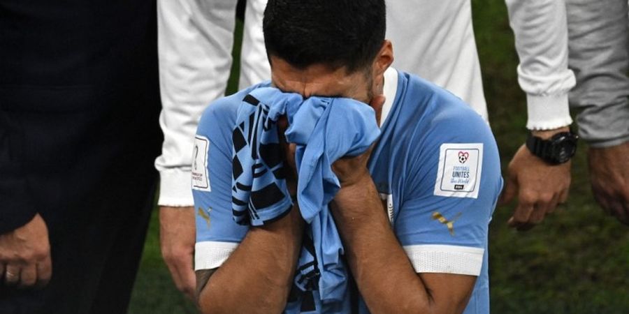 PIALA DUNIA - Uruguay Terdepak, Suarez Nangis dan Bingung Jelaskan ke Anak