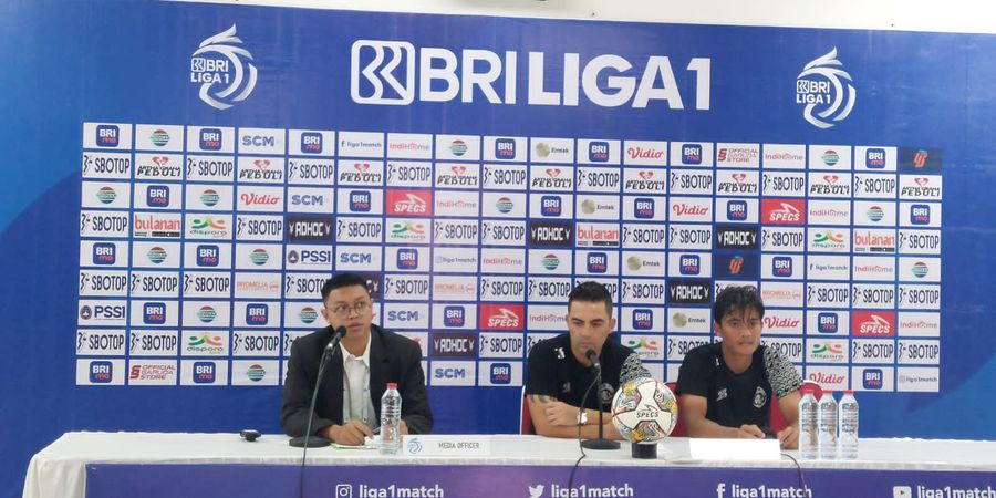 Respons Tak Terduga Javier Roca Terkait Arema FC Dilarang Main di Magelang