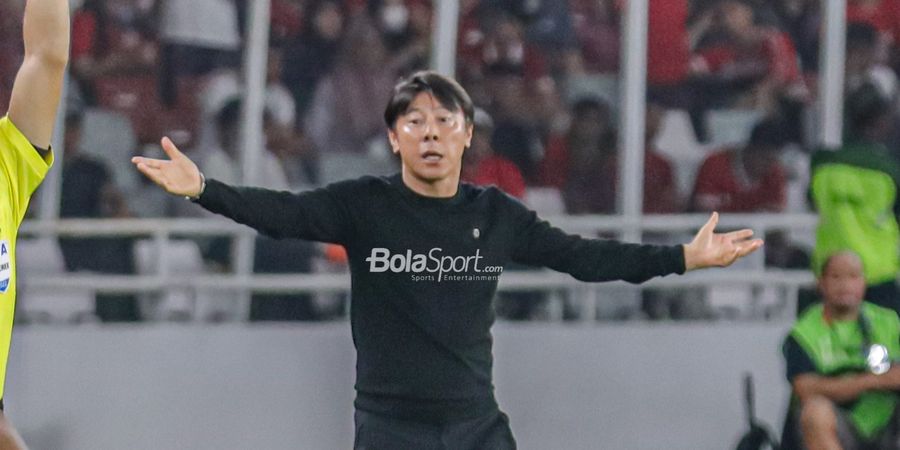 Piala AFF 2022 - Tunjukkan Bukti Brutalnya Pemain Vietnam, Shin Tae-yong Ingatkan Wasit