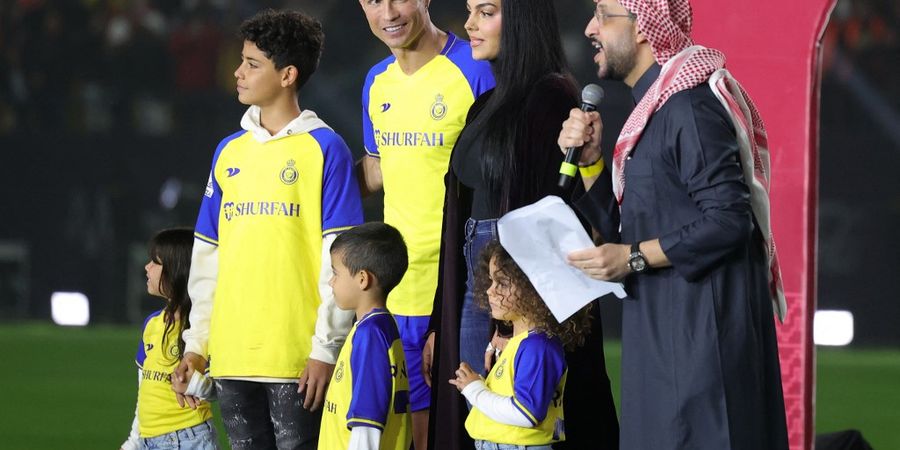 Cristiano Ronaldo Terlalu Spesial, Arab Saudi Longgarkan Larangan Kumpul Kebo Khusus untuk CR7