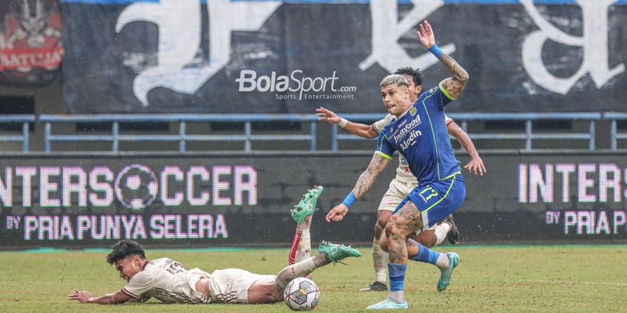 Persib Vs Borneo FC - Kans Maung Bandung Kudeta Persija di Puncak