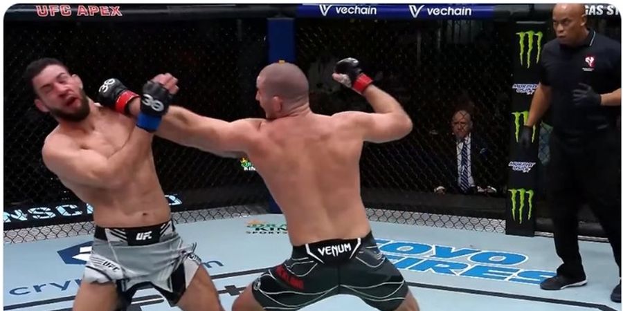 Hasil UFC Vegas 67 - Datang sebagai Petarung Pengganti, Sean Strickland Lumat Jagoan Dagestan