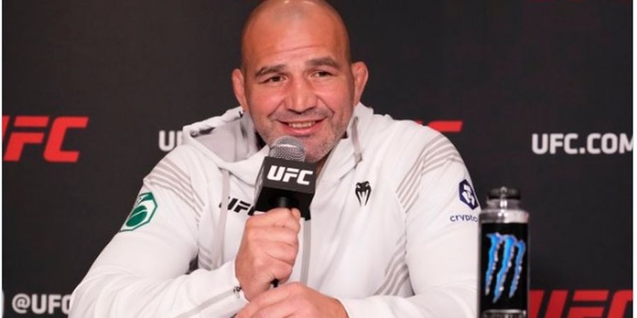 UFC 283 - Diwarnai Peluru-peluru Terbang, Jagoan Purba Kenang Latihan dengan Kondisi Mencekam