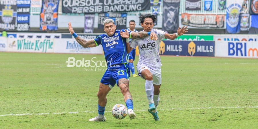 Hasil Liga 1 - Kalah dari Persik Kediri di Kandang Sendiri, Persib Bandung Tertinggal 10 Poin dari PSM Makassar