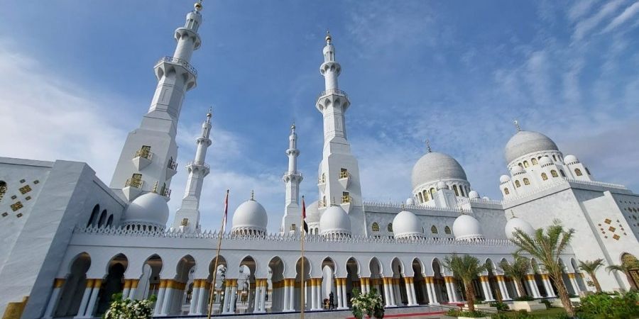 Piala Dunia U-17 2023 - Asisten Pelatih Mali Kagumi Keindahan Masjid Zayed dan Ingin Cicipi Kuliner Khas Solo