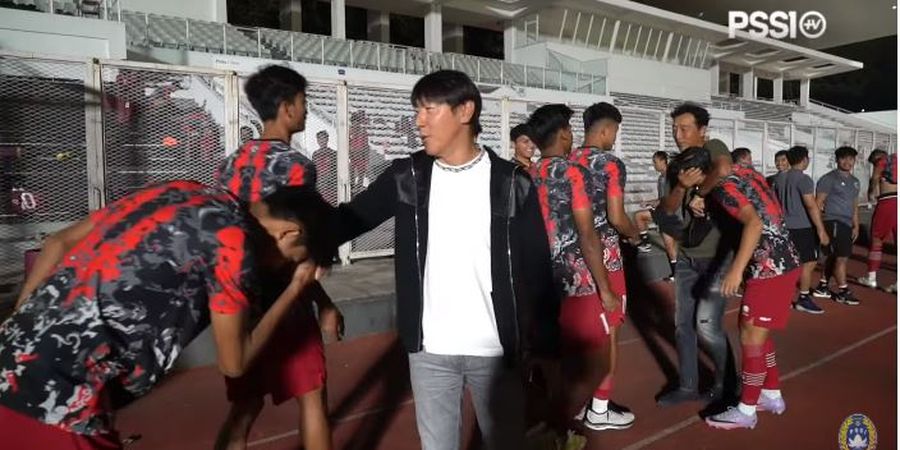 Shin Tae-yong Tonton Langsung Timnas U-22 Indonesia, Anak Asuhan Indra Sjafri Malah Dinilai Tampil Loyo