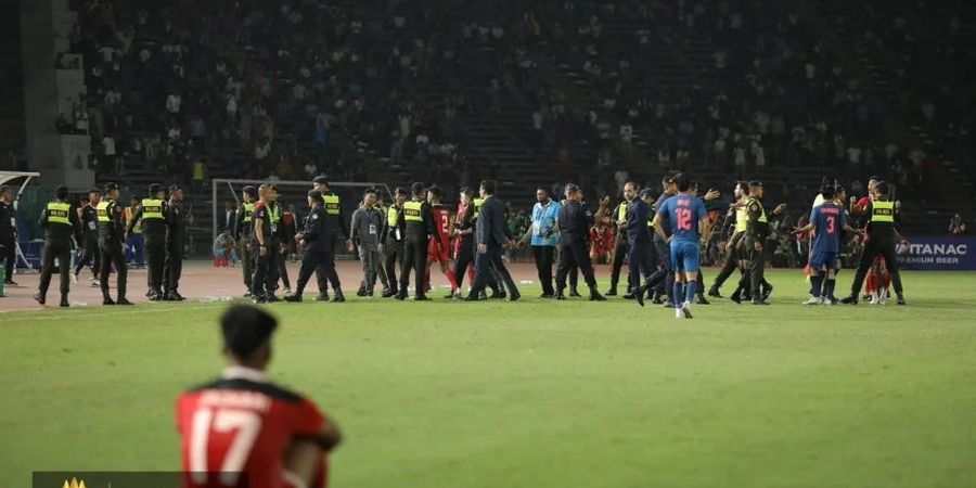 Media Vietnam Soroti Pemain Timnas U-22 Indonesia yang Duduk Santai saat Terjadi Tawuran