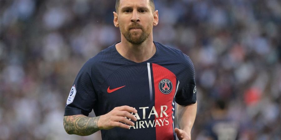 BURSA TRANSFER - Lionel Messi Minta Transfer ke Al Hilal Ditunda Setahun Demi Barcelona