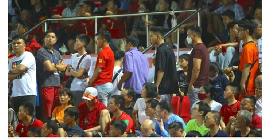 Vietnam Tak Meyakinkan, Drama Suporter Ramai-ramai Tinggalkan Stadion