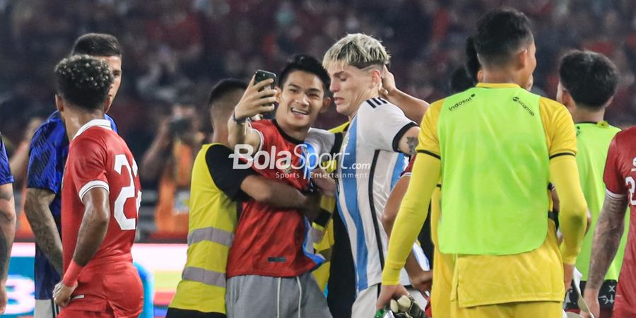 Suporter yang Masuk ke Lapangan dan Selfie Bareng Alejandro Garnacho Dapat Hukuman Berat, Erick Thohir: Kita Blacklist!