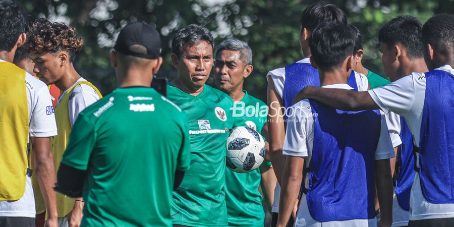 Coret 4 Pemain Diaspora, Bima Sakti Ingatkan soal Persaingan di Timnas U-17 Indonesia