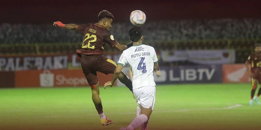 Hasil Liga 1 - PSM Hajar Persib Lewat Drama 6 Gol, Maung Bandung Jatuh ke Zona Degradasi