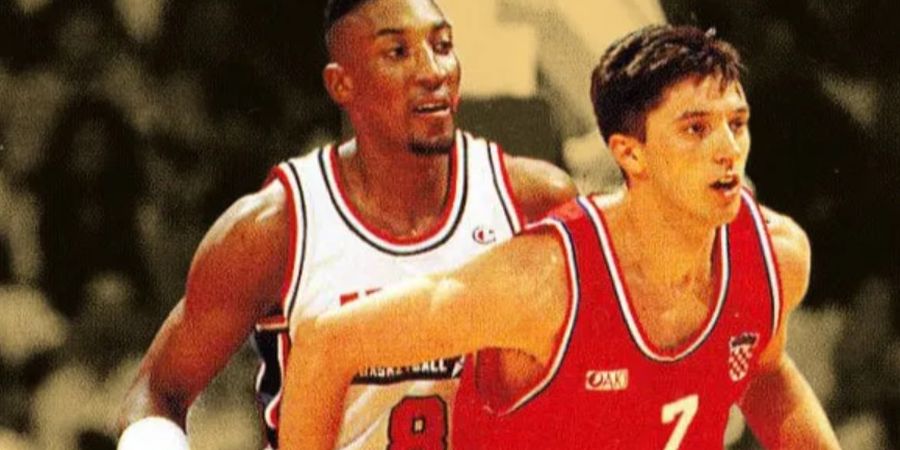 SEJARAH HARI INI - Michael Jordan dan Scottie Pippen Keroyok 1 Pemain Kroasia