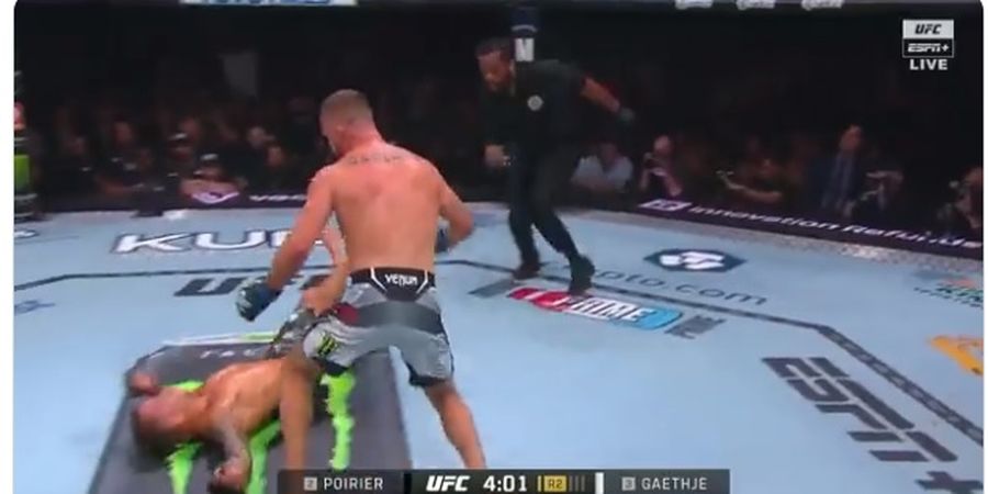 Hasil UFC 291 - Inilah Si Paling Sangar! Justin Gaethje Tendang dan Pukul Dustin Poirier yang Sudah Tergeletak